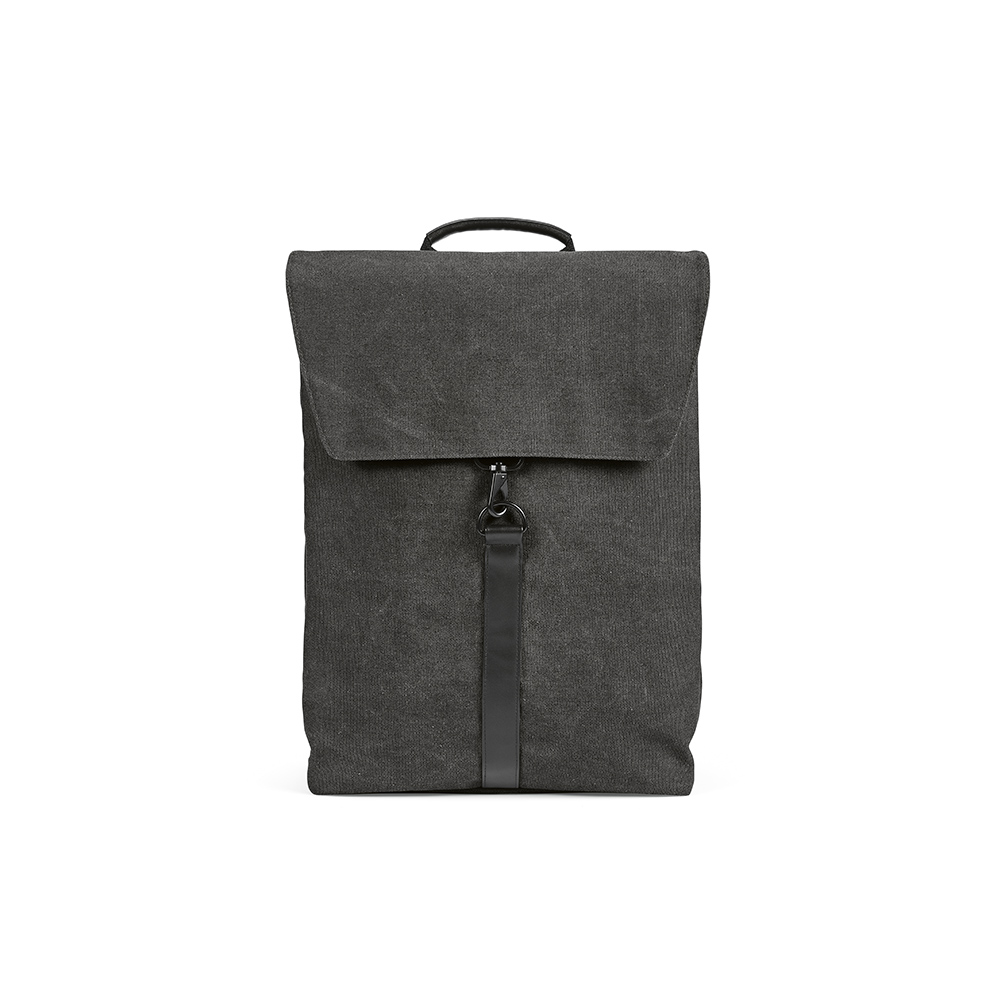 seljakott prague 17'' with logo