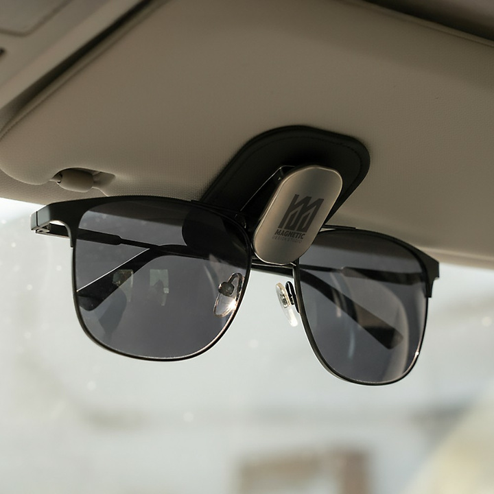 glasses clip exclusive collection with logo