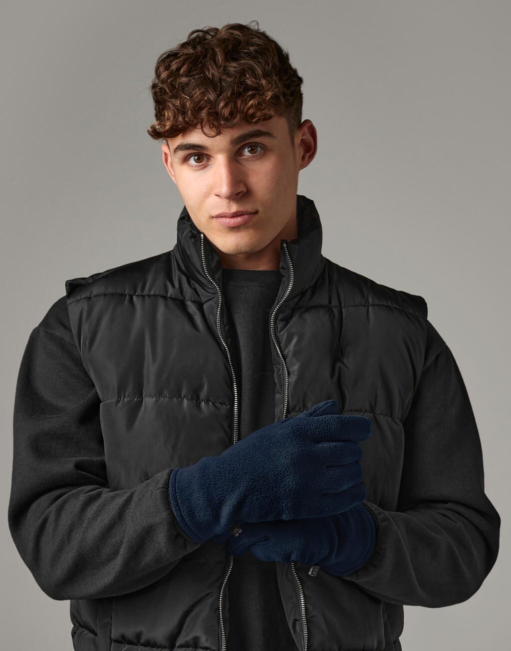 kindad ümbertöödeldud fliis with logo