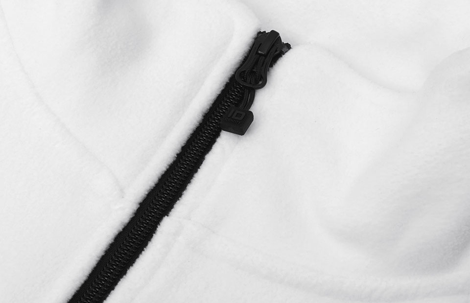 sviiter kardigan meestele with logo