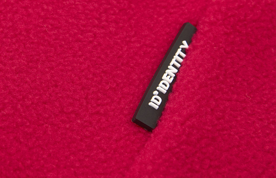 fliis zip n mix meestele with logo