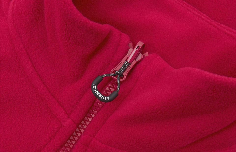 fliis zip n mix naistele with logo