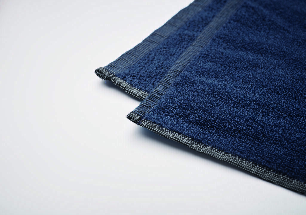 saunalina sand 70 x 140 cm with logo