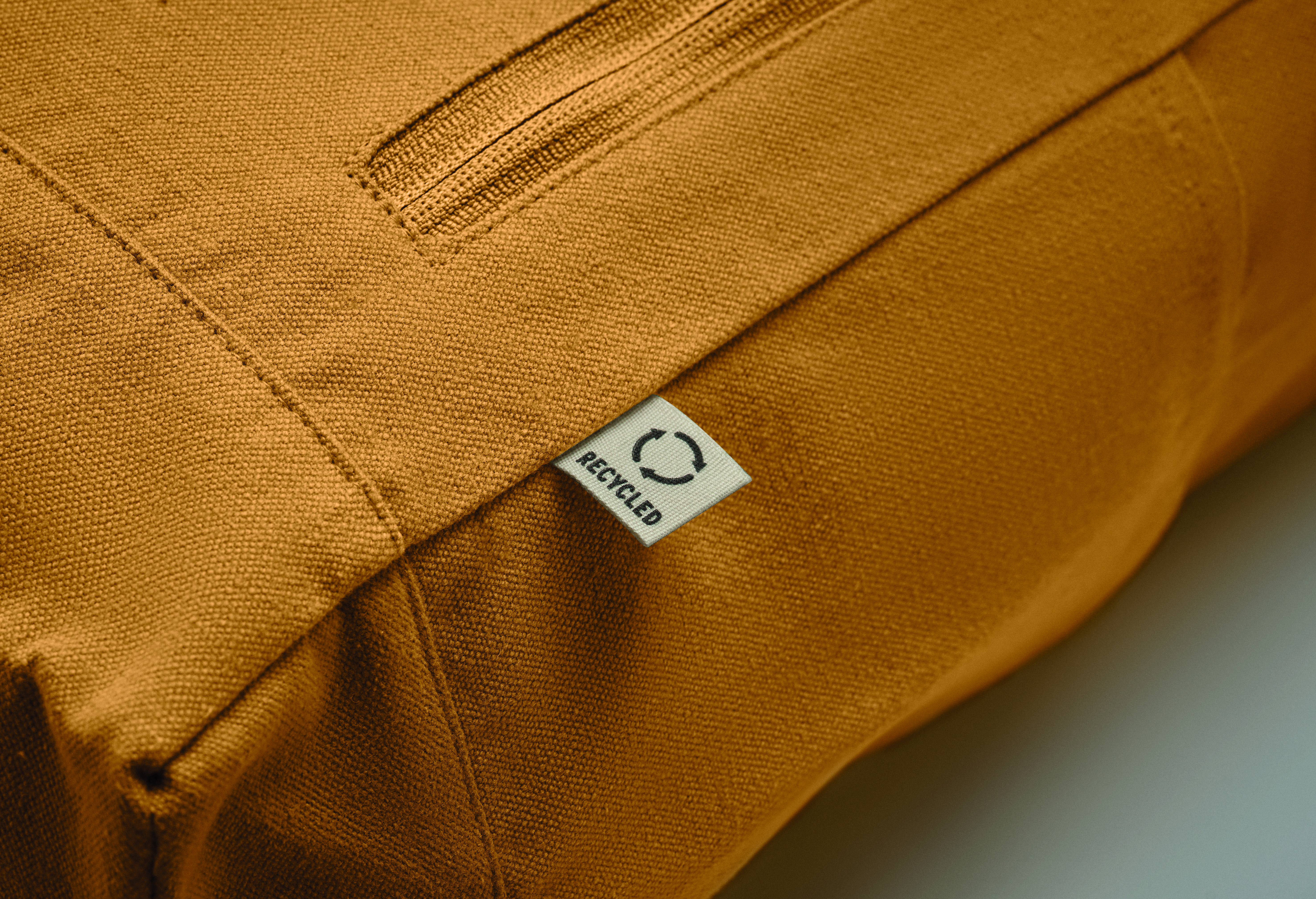 backpack kamet with logo