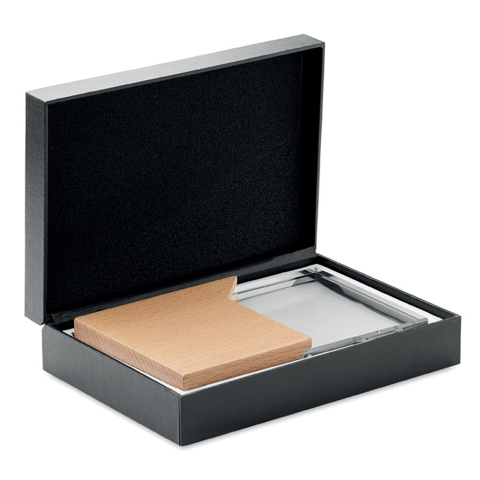 karikas zeal with logo