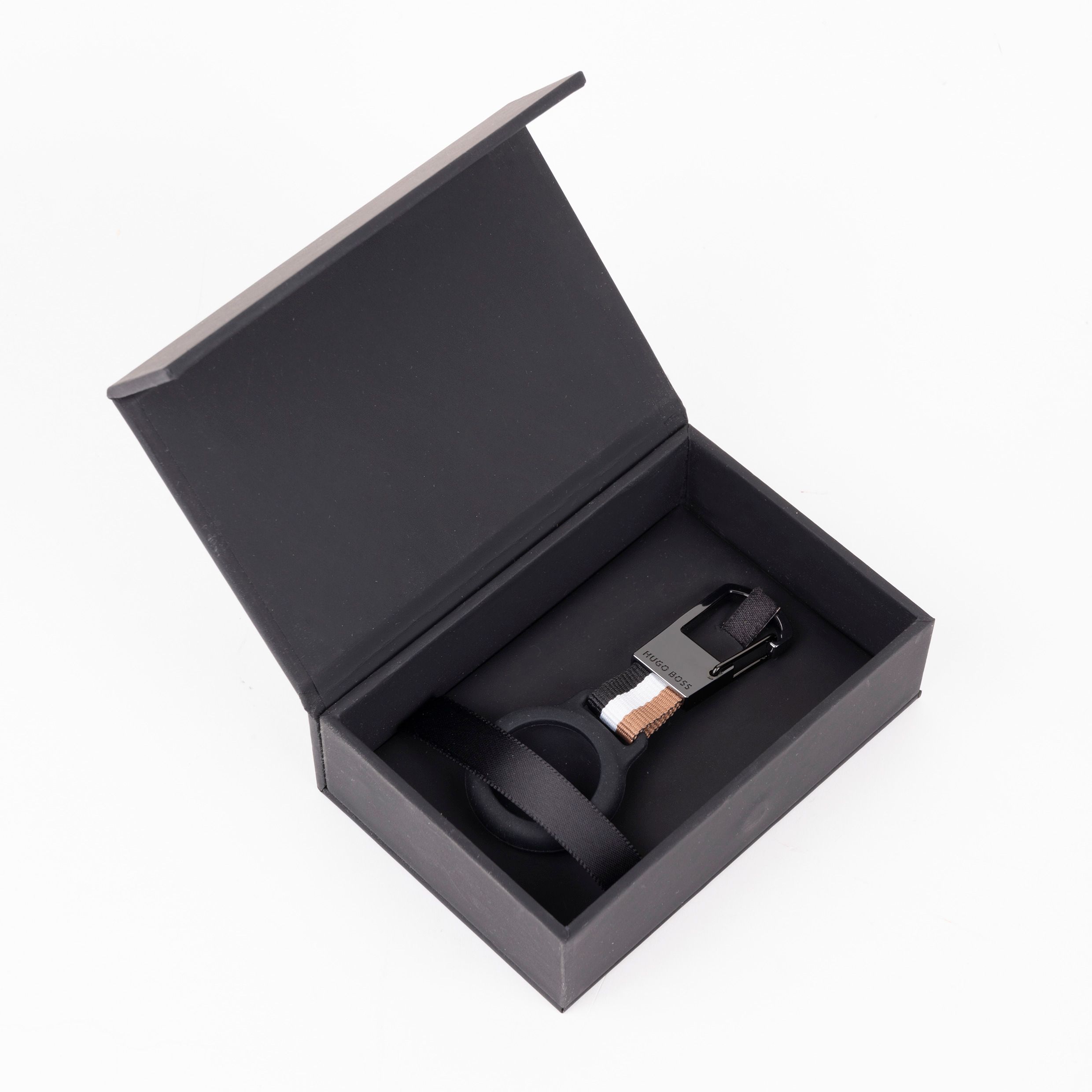 võtmehoidja air tag holder hugo boss with logo