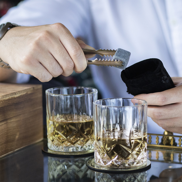 viskikomplekt adare with logo