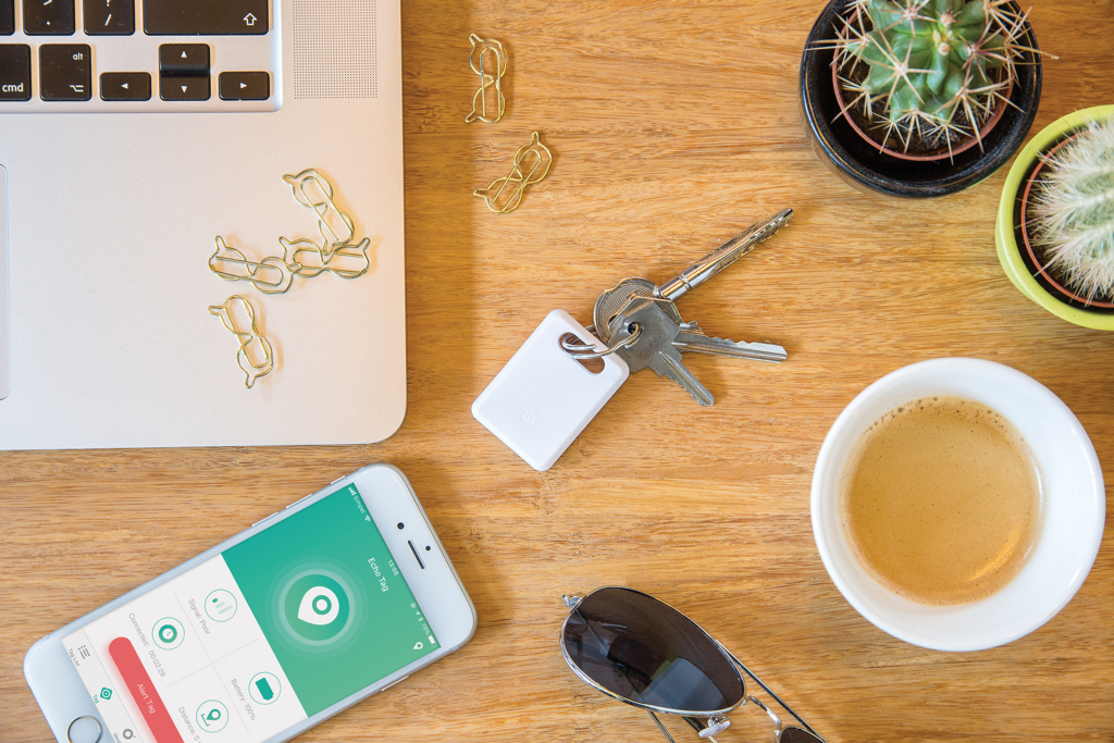 bluetooth jälgija ruudukujuline with logo