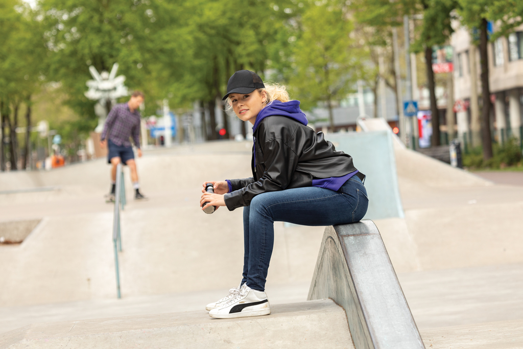 nokamüts 5 panel velcroback aware võrk with logo