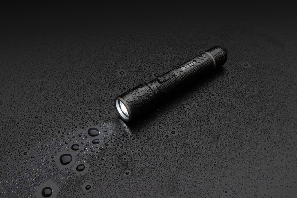 taskulamp 100 luumenit with logo