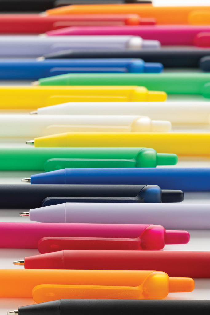 pastapliiats tide smooth touch with logo