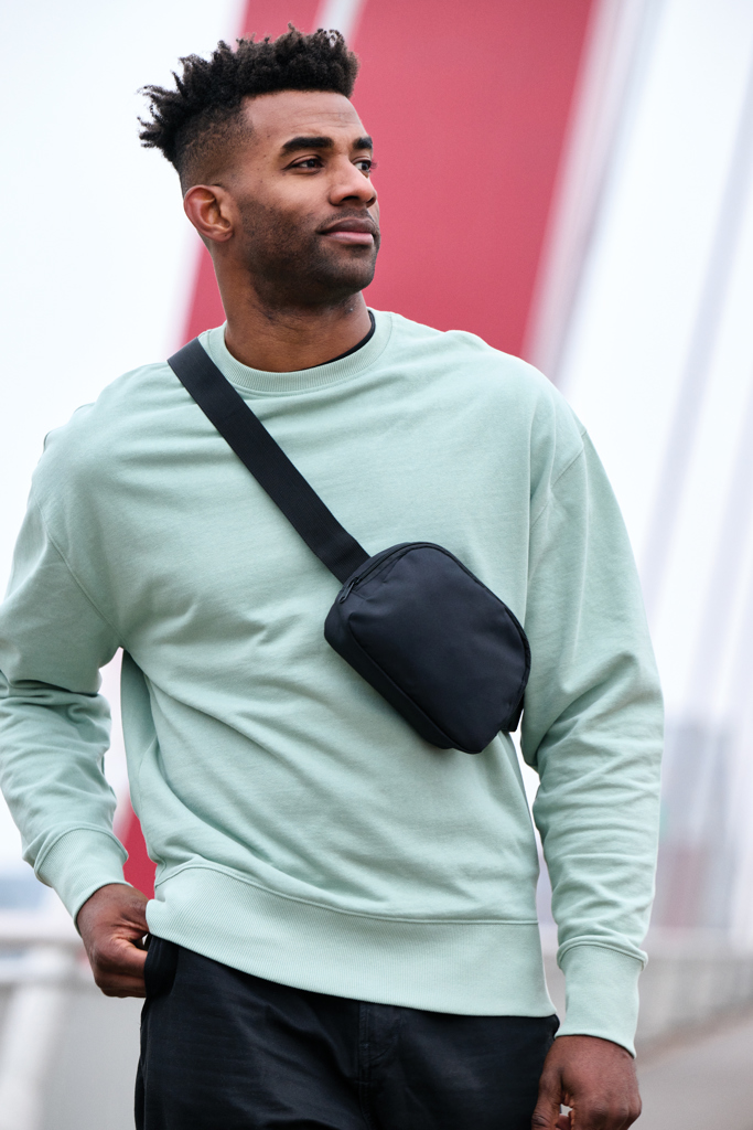 vöökott aero everyday with logo