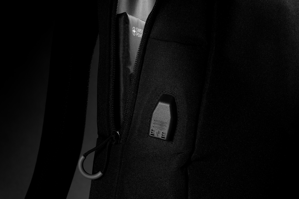 seljakott aware rfid usb 15.6'' with logo