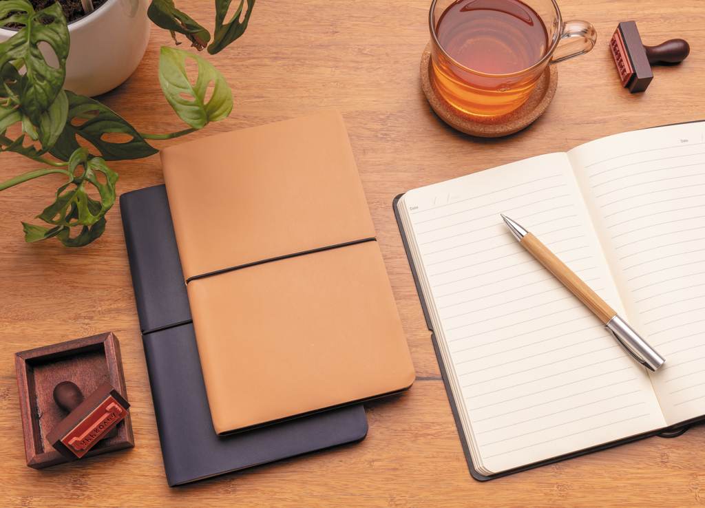 märkmik a5 modern with logo