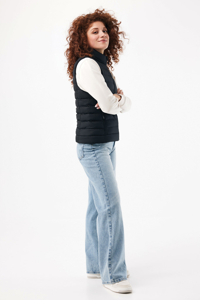 vest meru naistele with logo