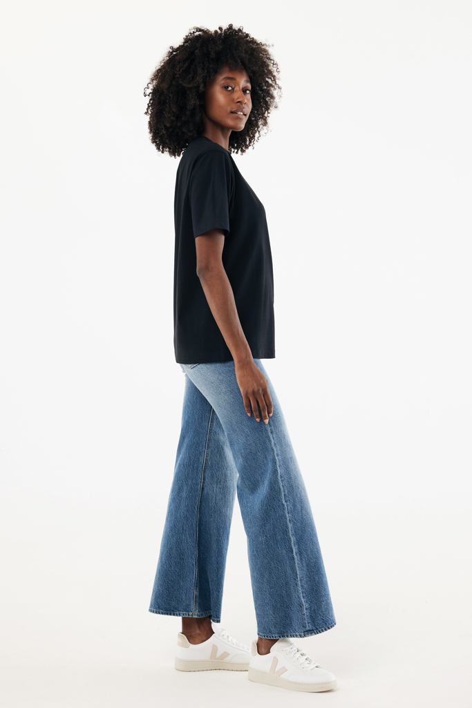 t-särk iqoniq nikko unisex with logo