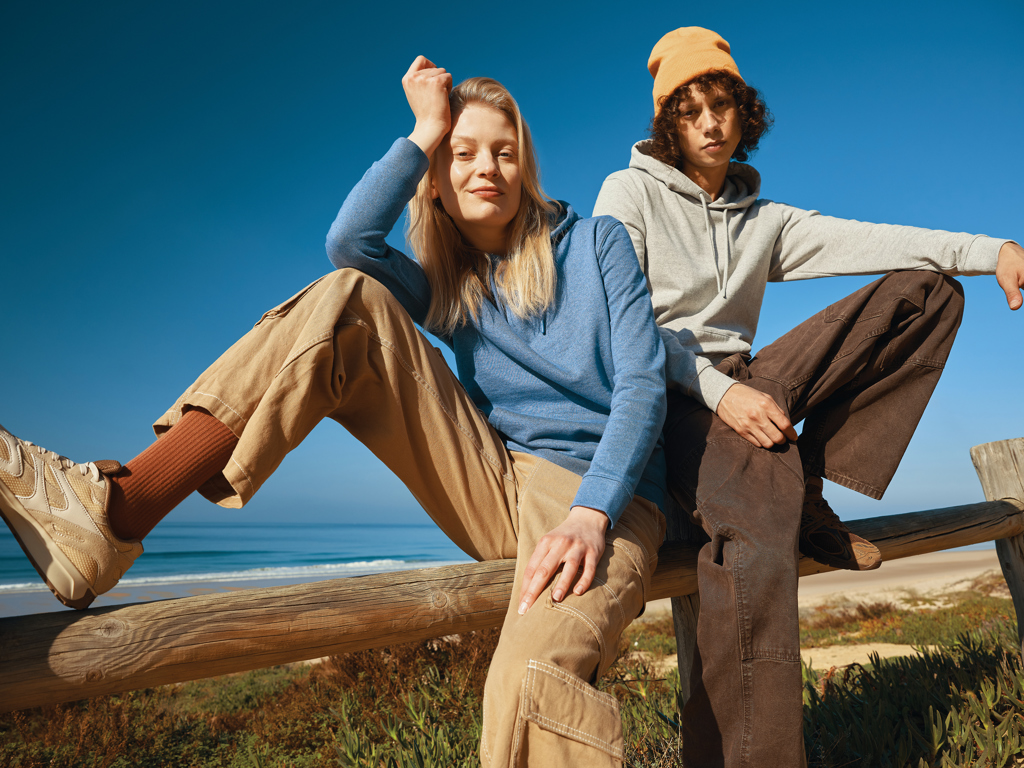 pusa torres unisex with logo