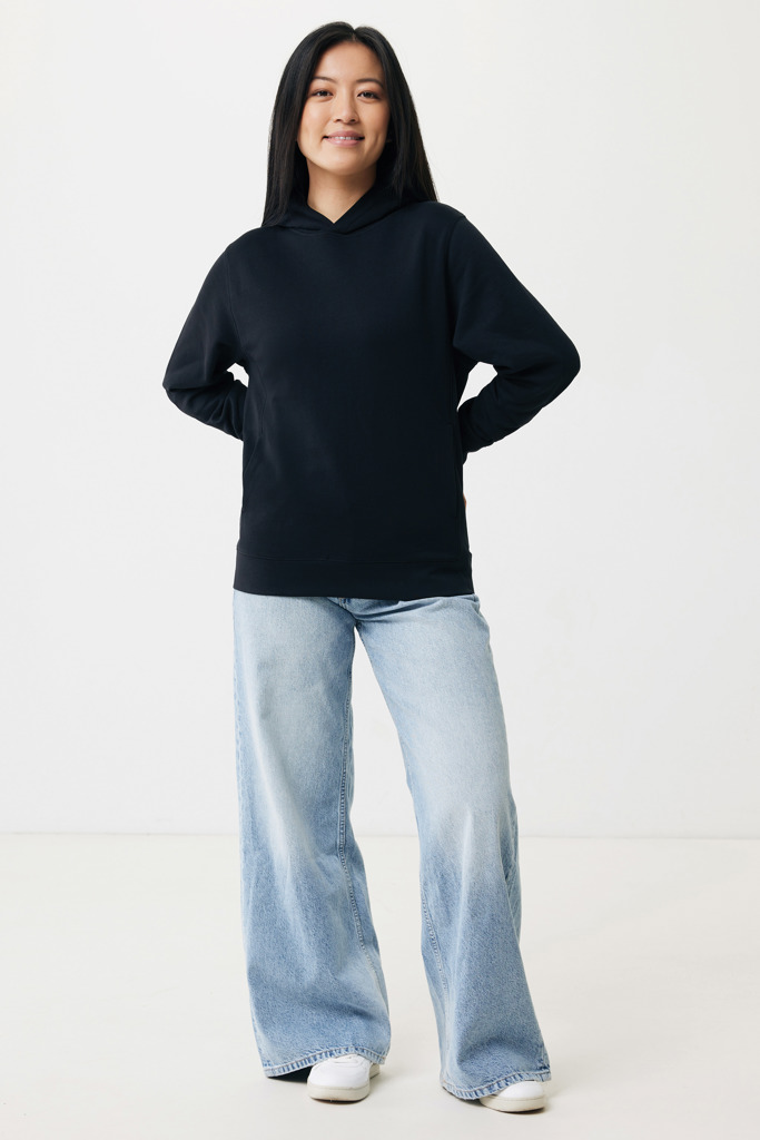 pusa iqoniq yengo unisex with logo