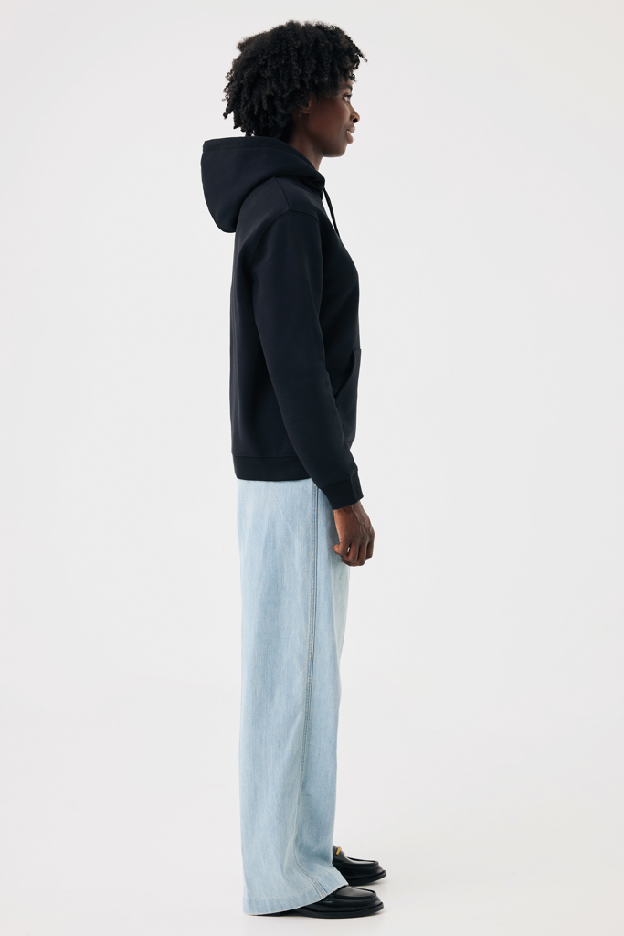 pusa iqoniq joshua unisex with logo