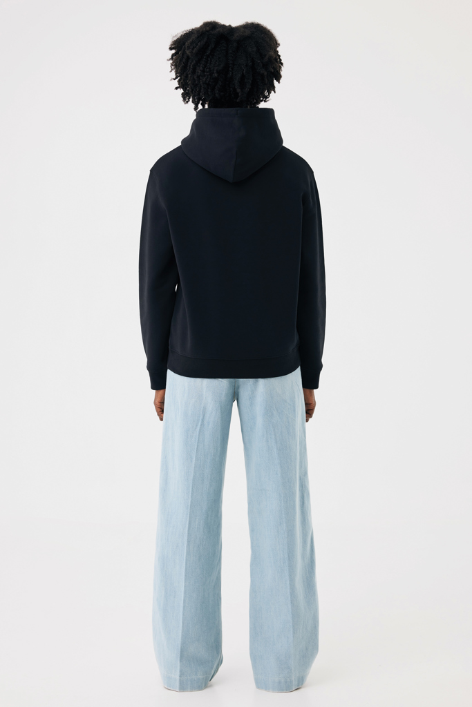 pusa iqoniq joshua unisex with logo
