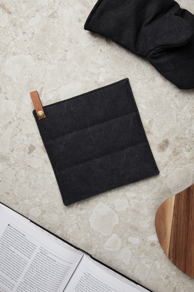 pajakinnas asado with logo