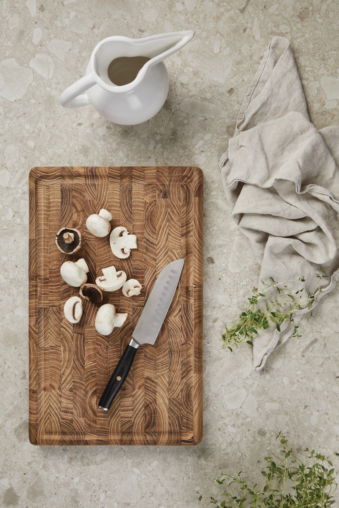 nuga santoku tara with logo