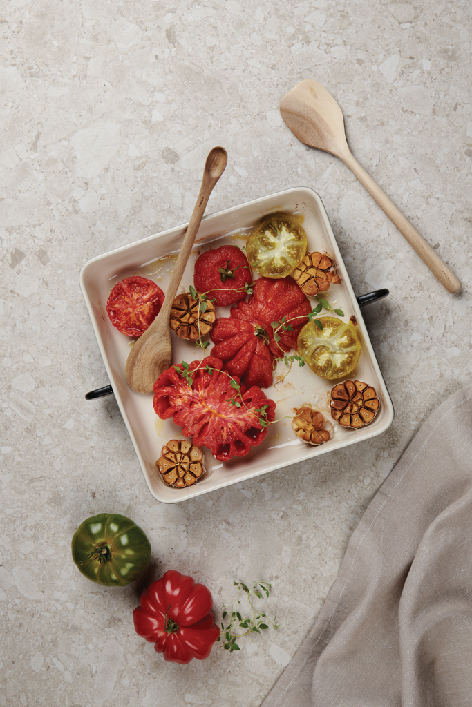 ahjuvorm stoneware monte with logo